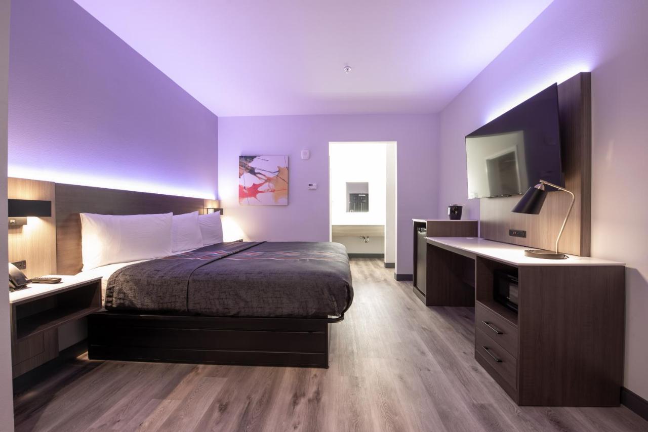 Express Inn & Suites ヒューストン エクステリア 写真